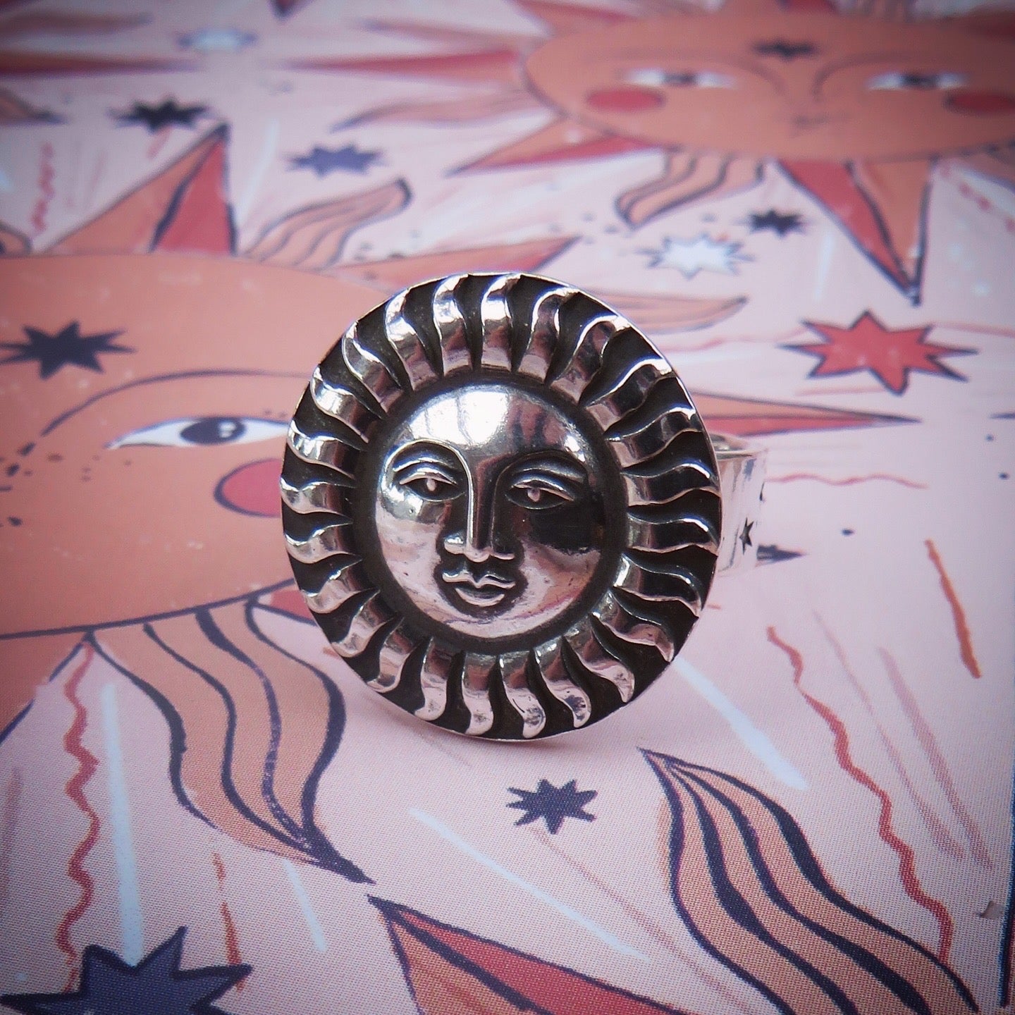 Silver sun face ring